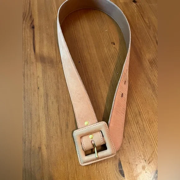 Unique Vintage | Accessories | Vintage Peach Rose Suede Belt  display picture 3